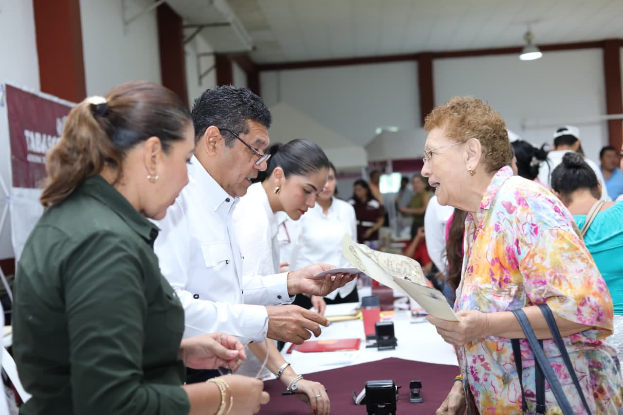 Gobierno del Estado continúa atendiendo directamente a familias de Cunduacán; solo con programas de Bienestar se beneficia a 2,498 personas de este municipio.