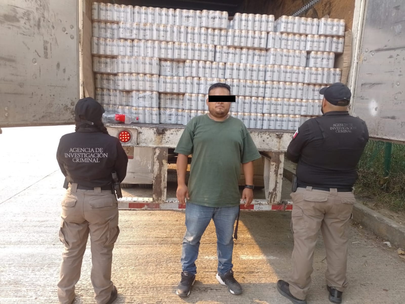 FIRT Olmeca logra importante aseguramiento de aproximadamente 48 mil latas de cerveza.